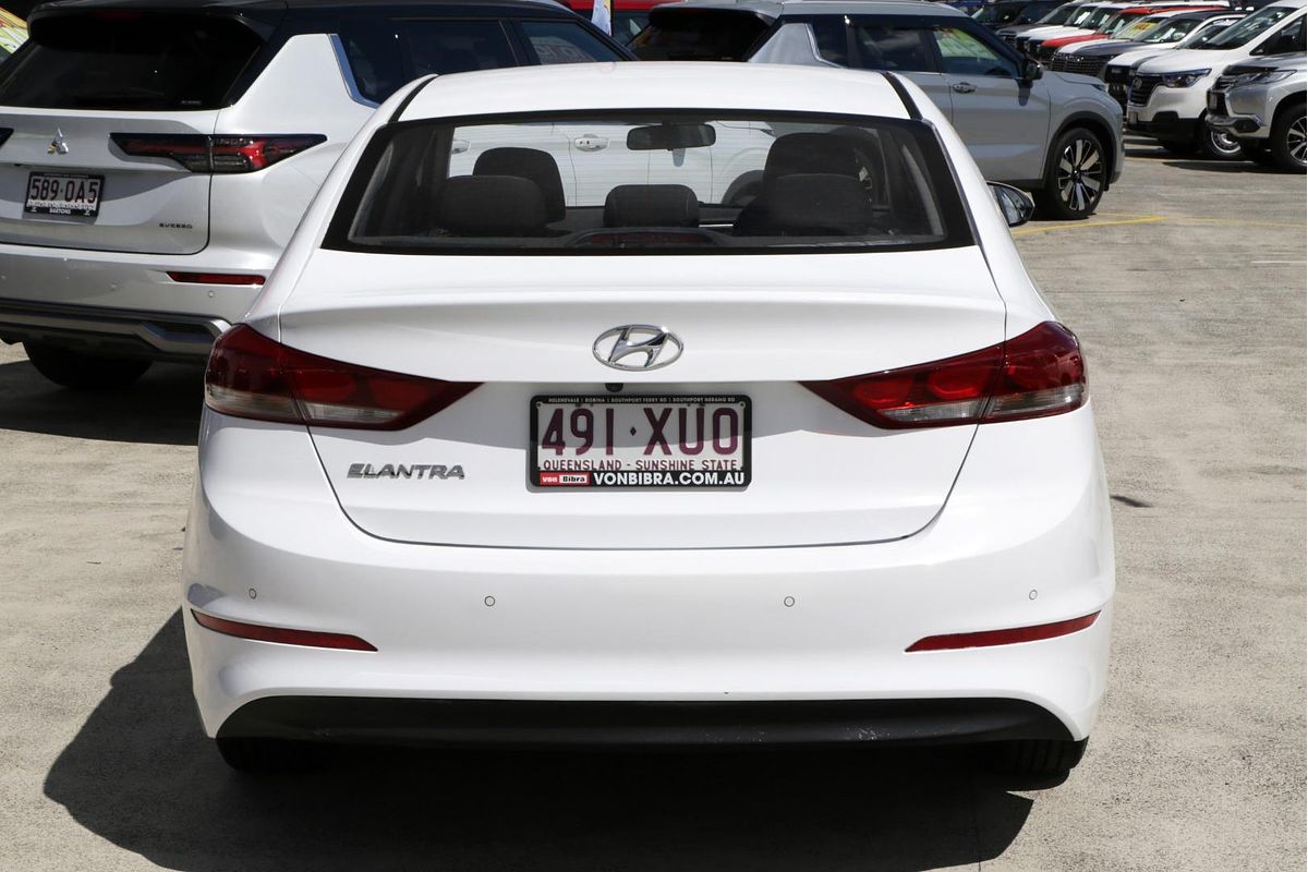 2017 Hyundai Elantra Active AD