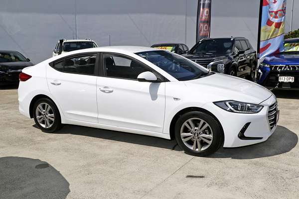 2017 Hyundai Elantra Active AD