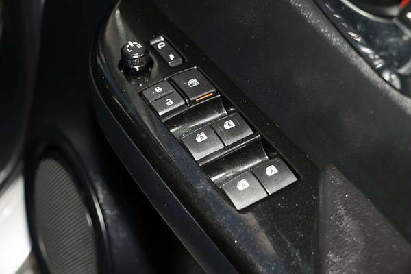 2016 Toyota Hilux SR5 GUN126R 4X4