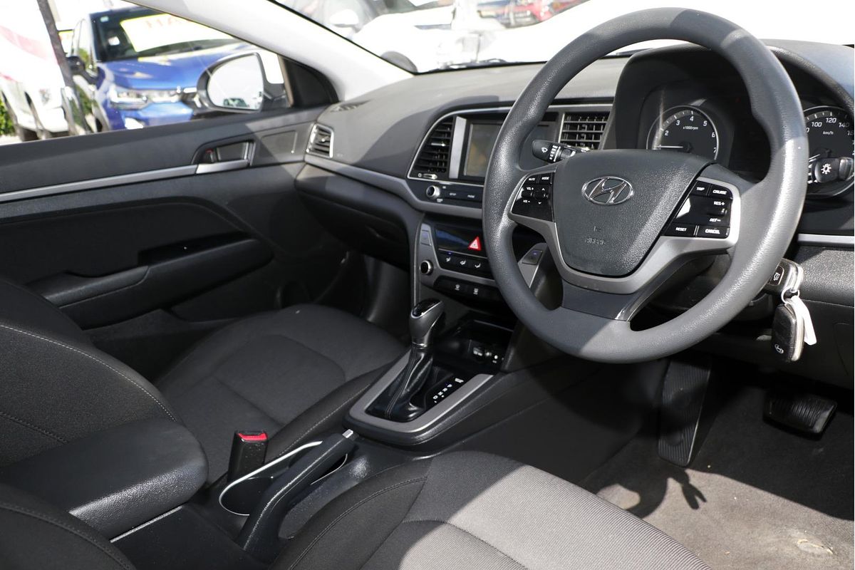 2017 Hyundai Elantra Active AD