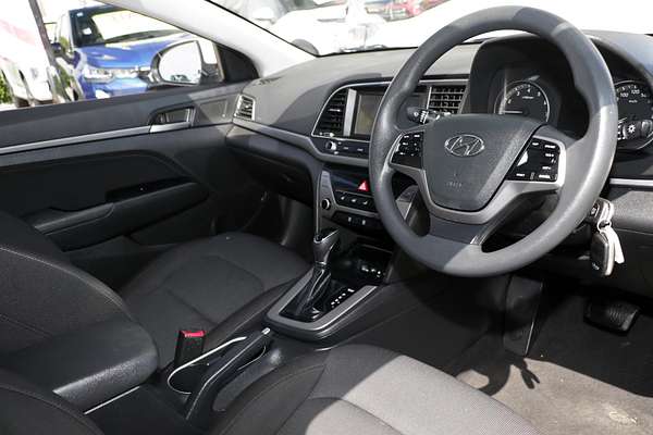 2017 Hyundai Elantra Active AD