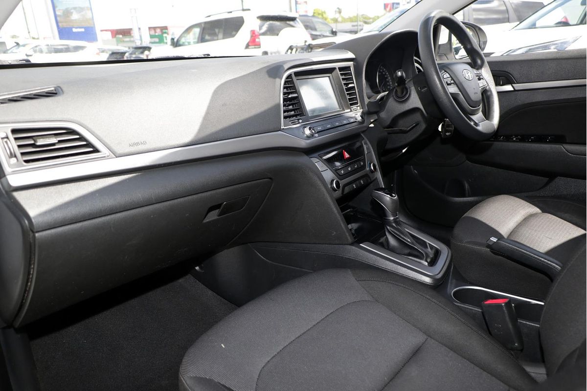 2017 Hyundai Elantra Active AD