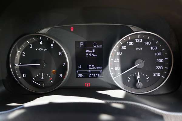 2017 Hyundai Elantra Active AD