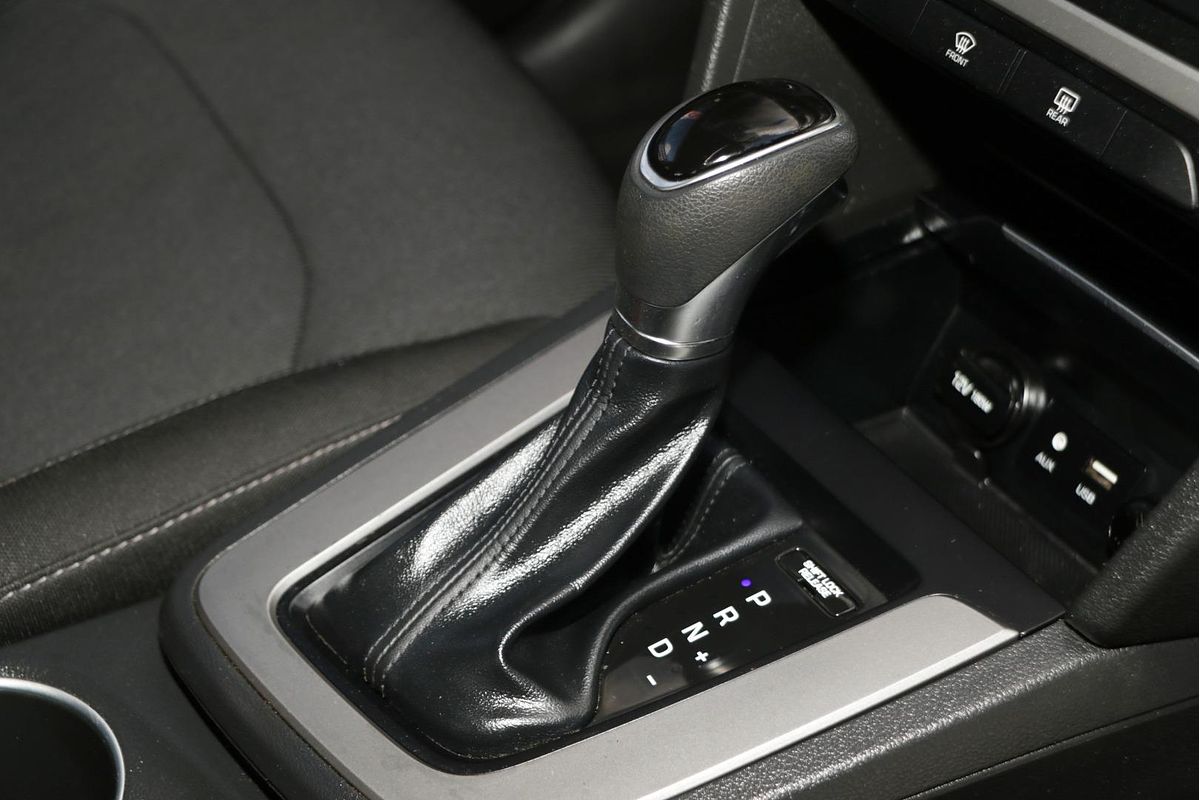 2017 Hyundai Elantra Active AD