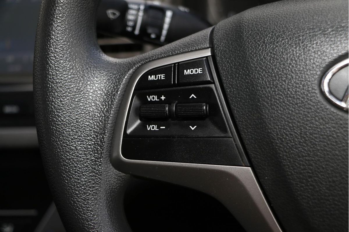 2017 Hyundai Elantra Active AD