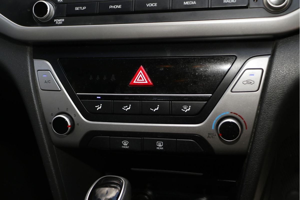 2017 Hyundai Elantra Active AD