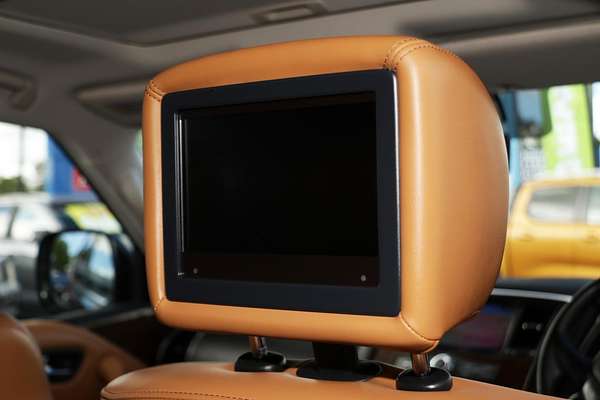 2023 Nissan Patrol Ti-L Y62