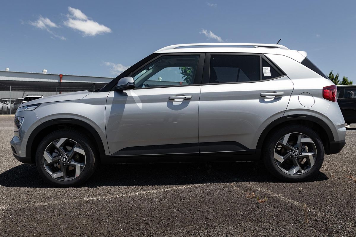 2025 Hyundai Venue Elite QX.V5
