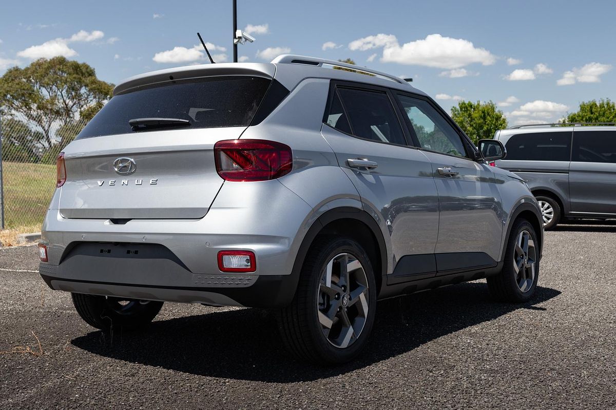 2025 Hyundai Venue Elite QX.V5