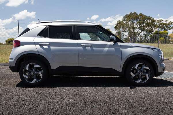 2025 Hyundai Venue Elite QX.V5