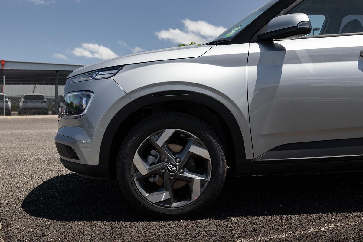 2025 Hyundai Venue Elite QX.V5