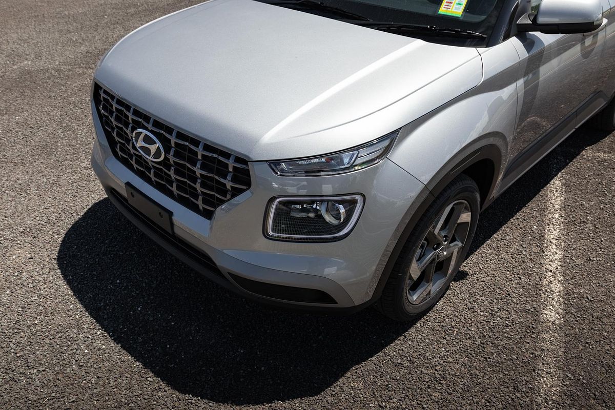 2025 Hyundai Venue Elite QX.V5