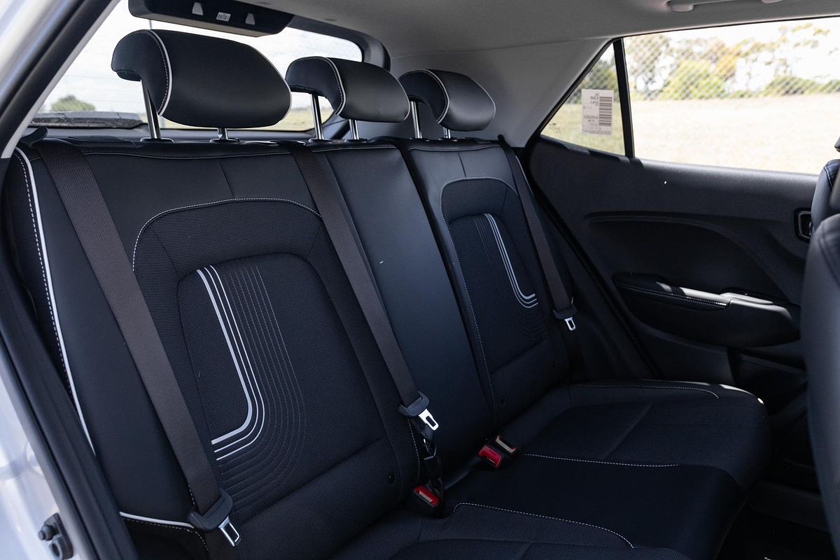 2025 Hyundai Venue Elite QX.V5