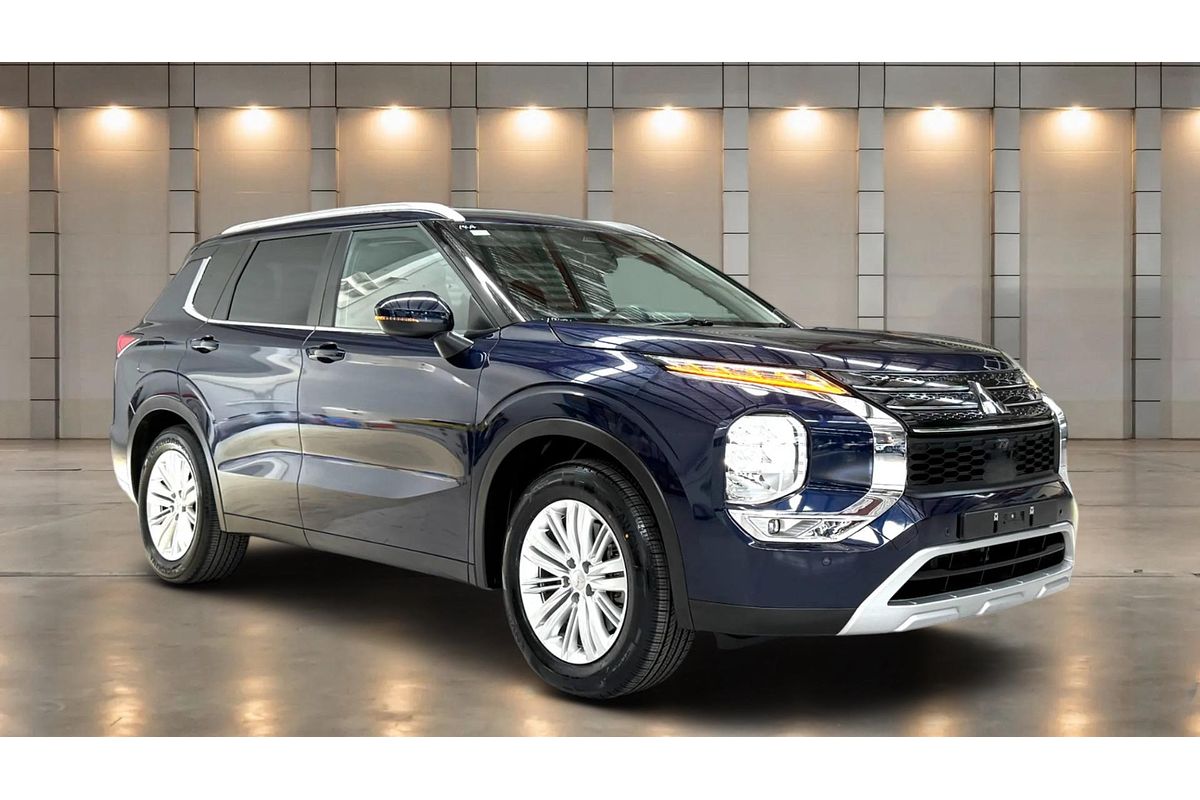 2024 Mitsubishi Outlander LS ZM