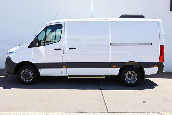 2024 Mercedes-Benz Sprinter 517CDI VS30 MWB