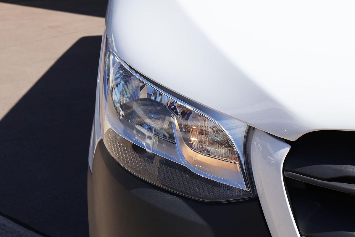 2024 Mercedes-Benz Sprinter 517CDI VS30 MWB