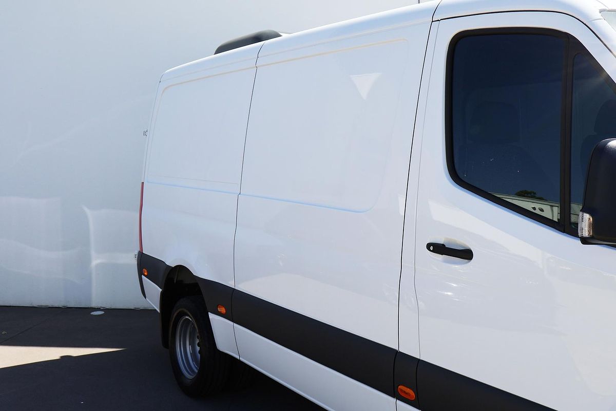 2024 Mercedes-Benz Sprinter 517CDI VS30 MWB
