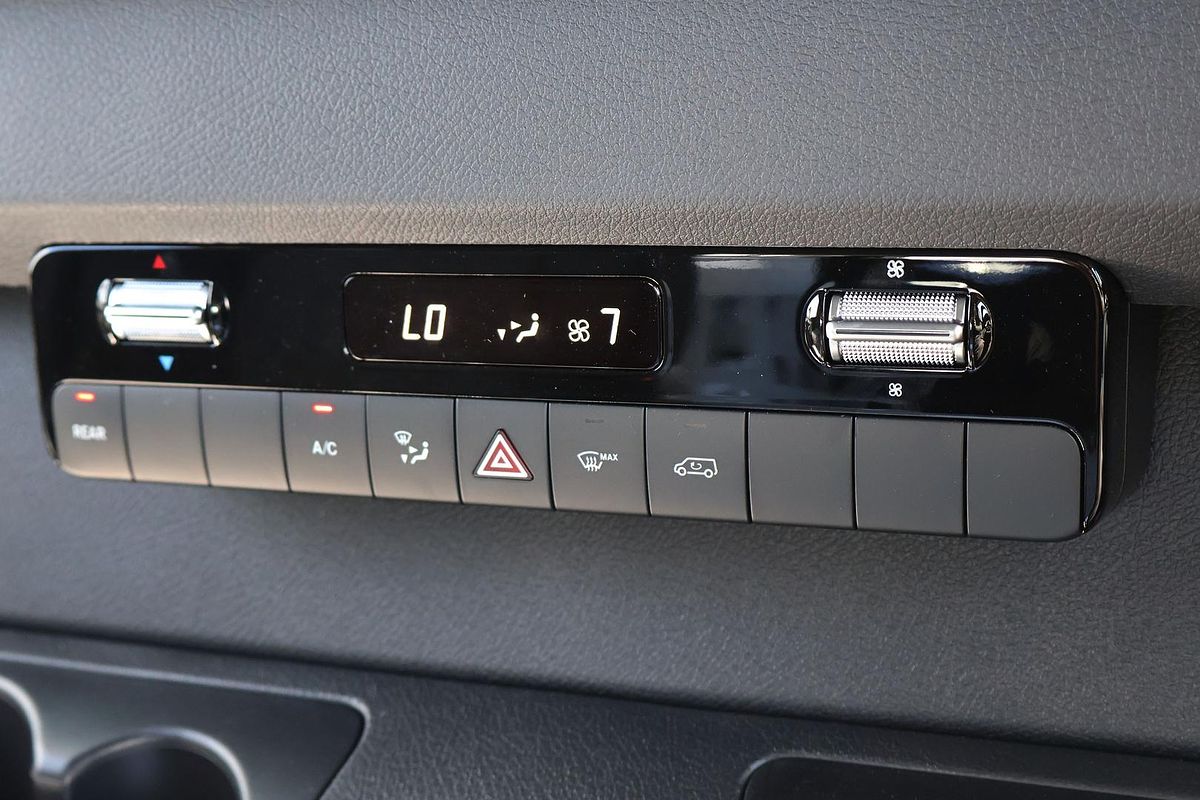 2024 Mercedes-Benz Sprinter 517CDI VS30 MWB