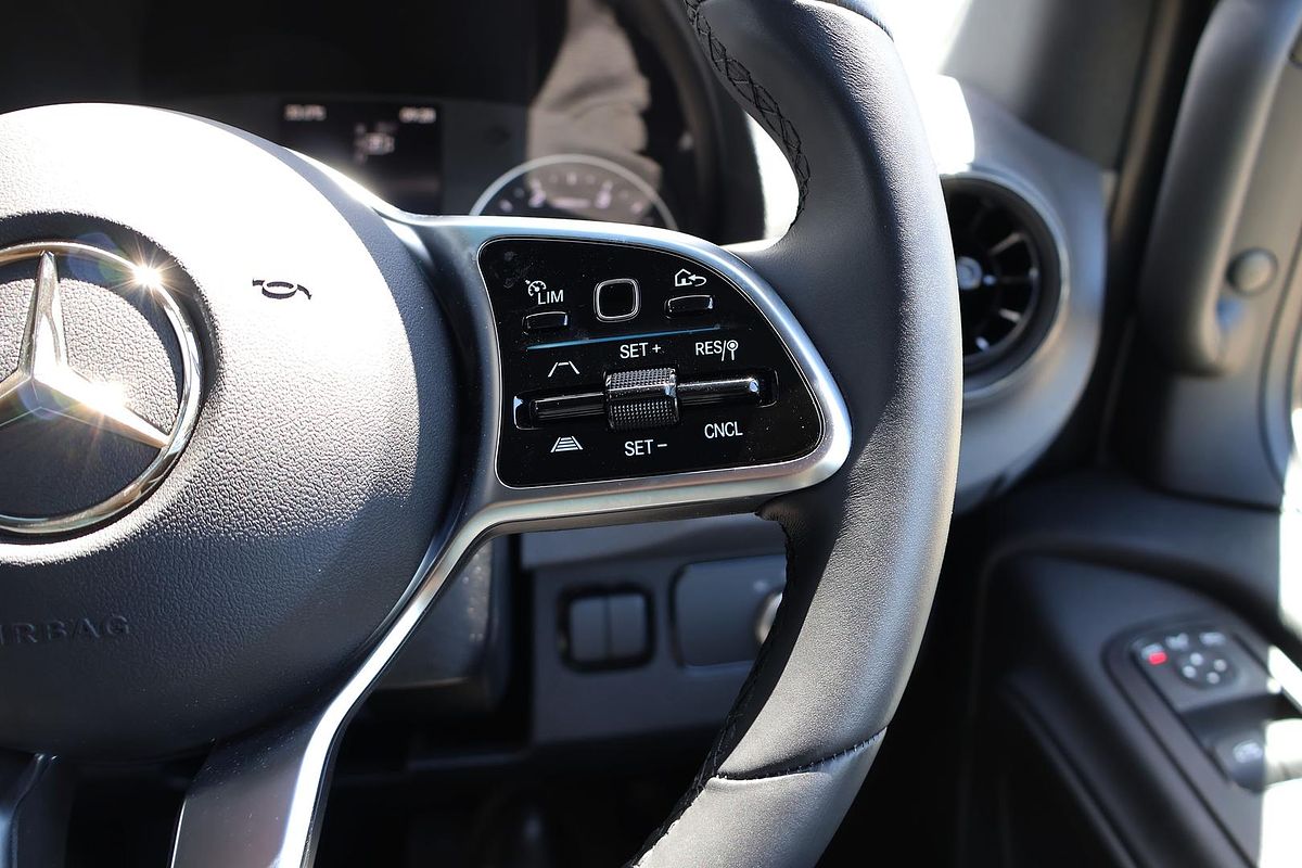 2024 Mercedes-Benz Sprinter 517CDI VS30 MWB