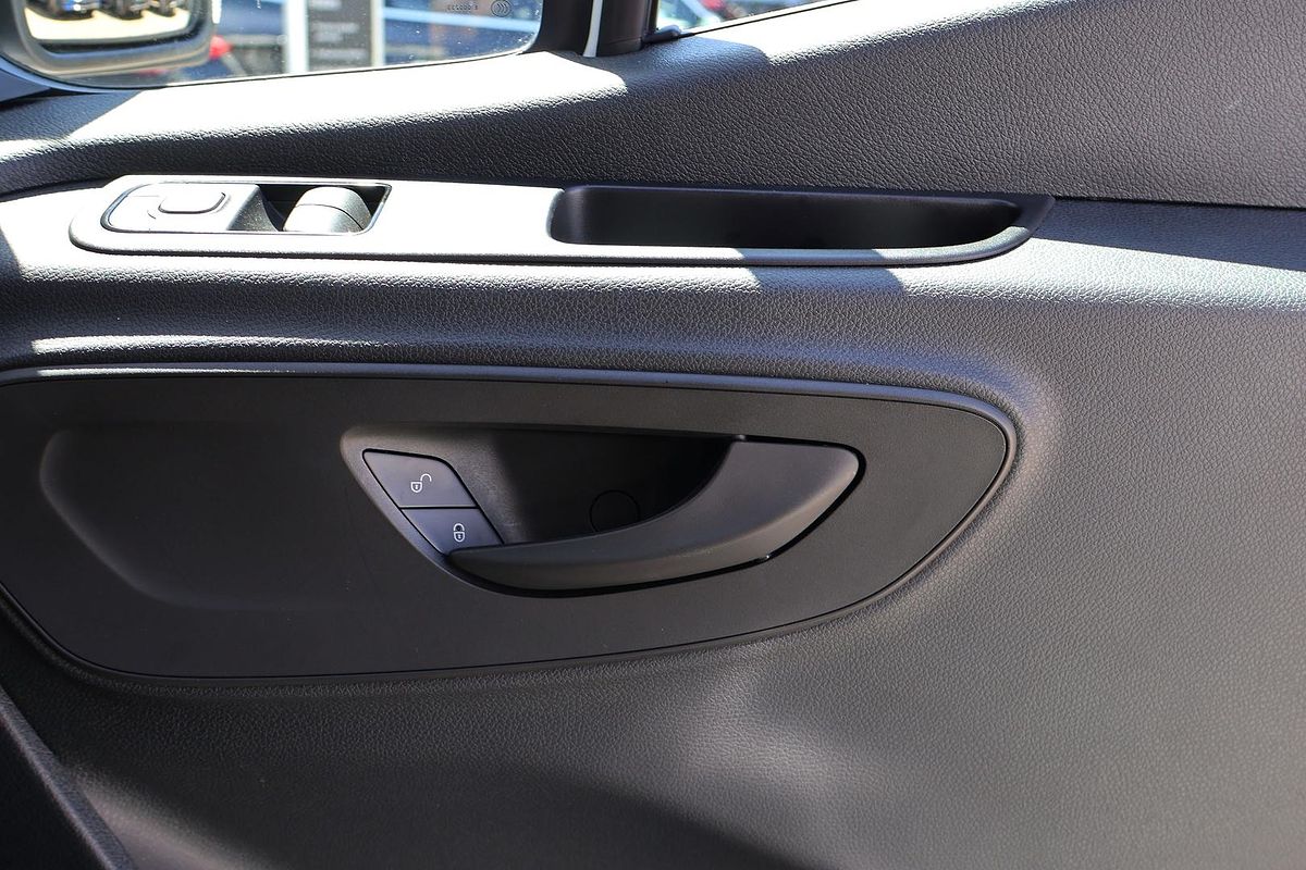 2024 Mercedes-Benz Sprinter 517CDI VS30 MWB