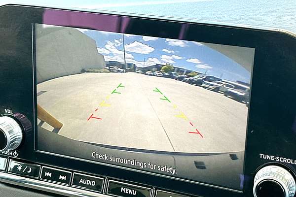 2024 Mitsubishi Outlander ES ZM