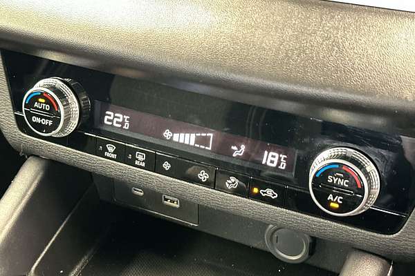 2024 Mitsubishi Outlander ES ZM