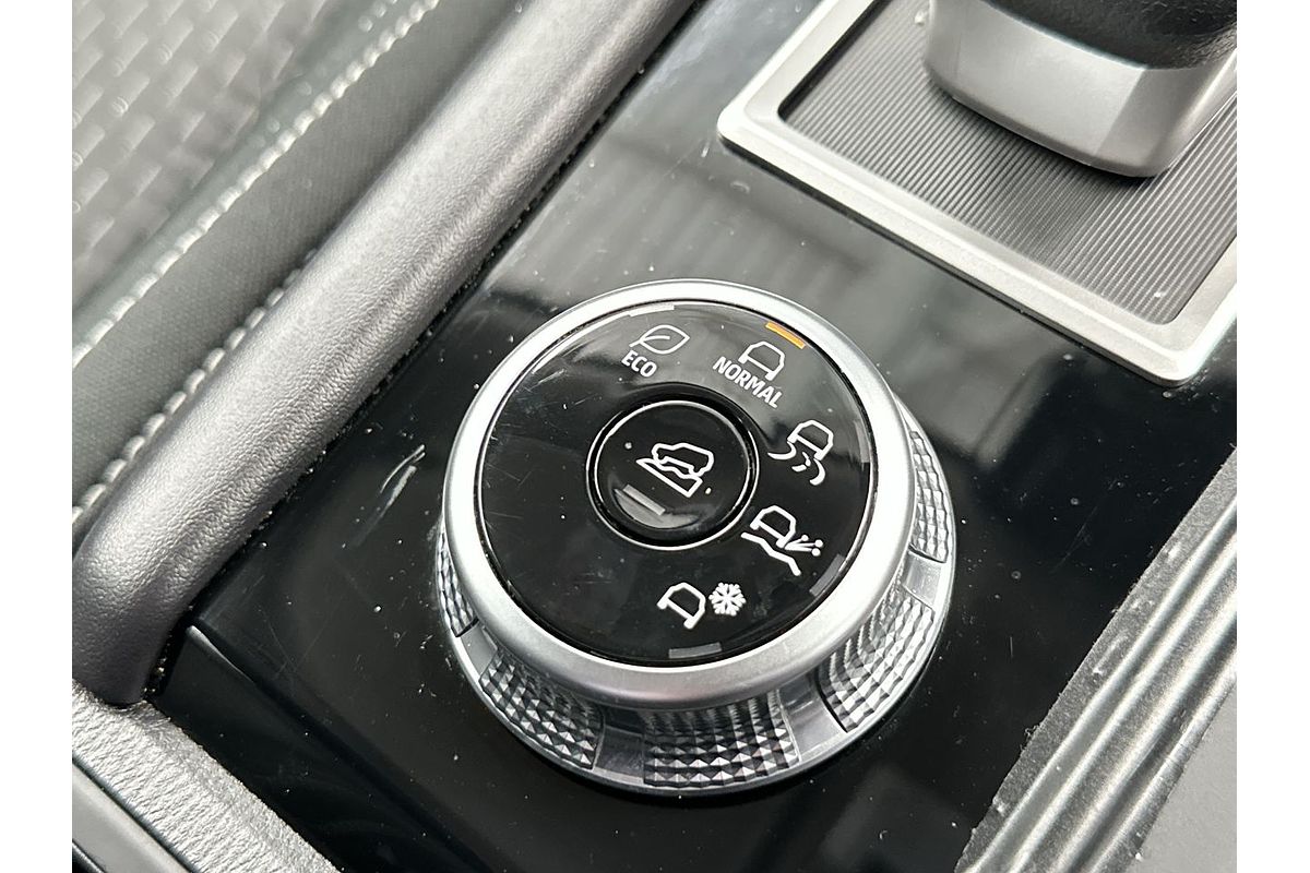 2024 Mitsubishi Outlander ES ZM