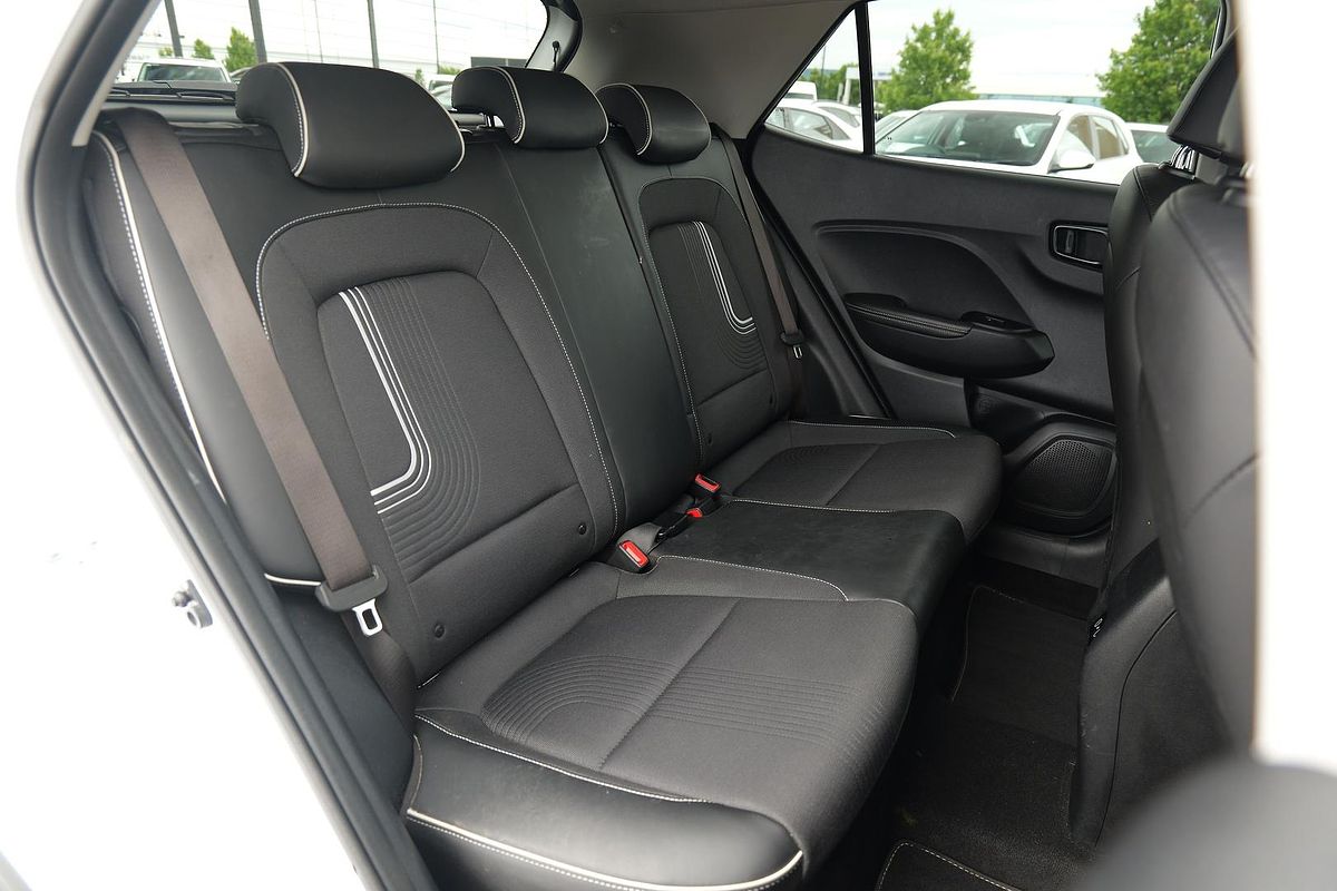 2023 Hyundai Venue Elite QX.V5