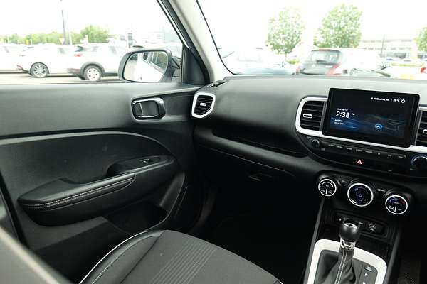 2023 Hyundai Venue Elite QX.V5