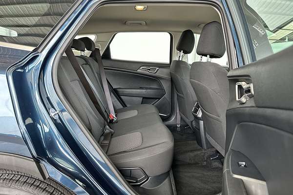 2024 Kia Sportage S NQ5