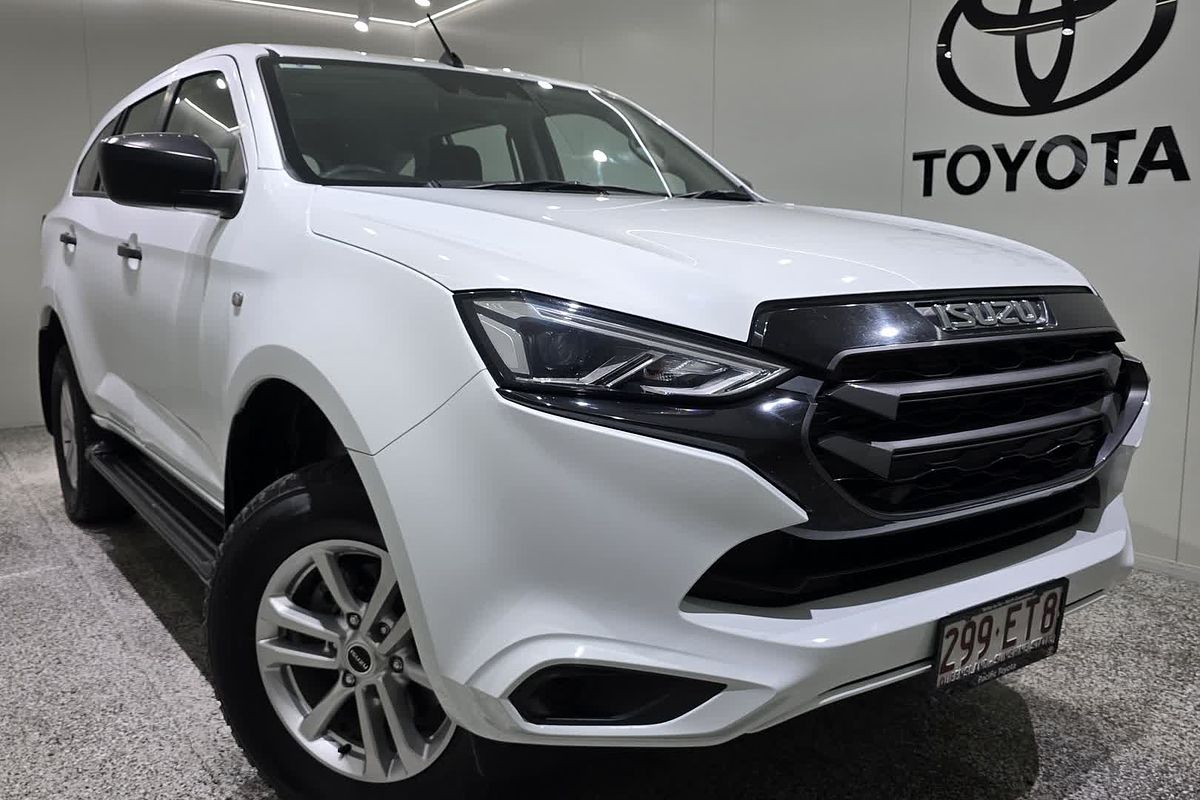 2022 Isuzu MU-X LS-M