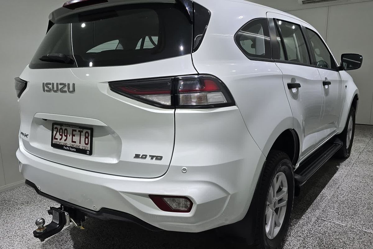 2022 Isuzu MU-X LS-M