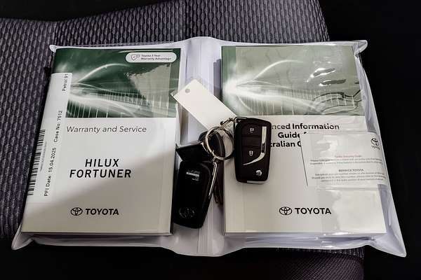 2025 Toyota Hilux Workmate TGN121R Rear Wheel Drive