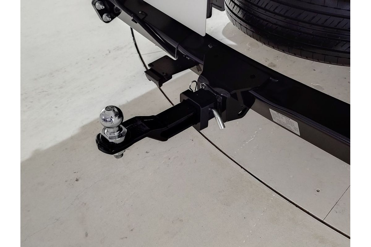 2025 Toyota Hilux Workmate TGN121R Rear Wheel Drive