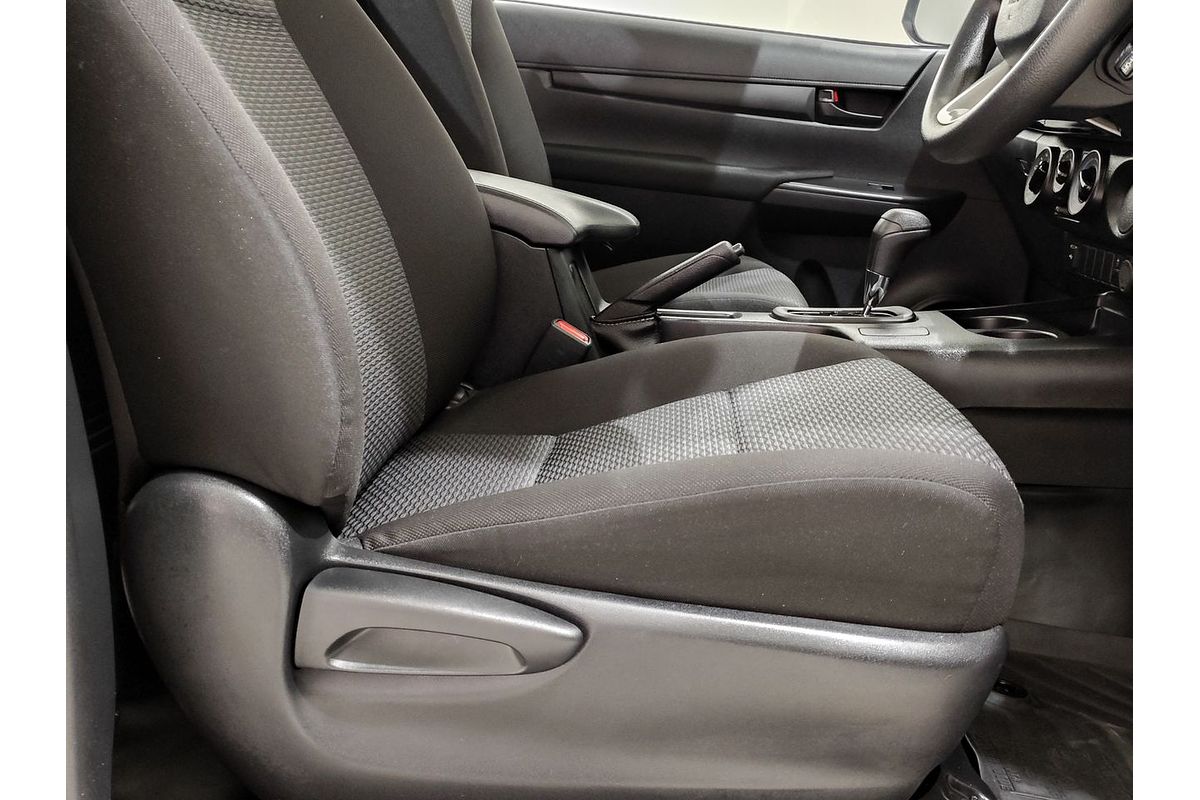 2025 Toyota Hilux Workmate TGN121R Rear Wheel Drive