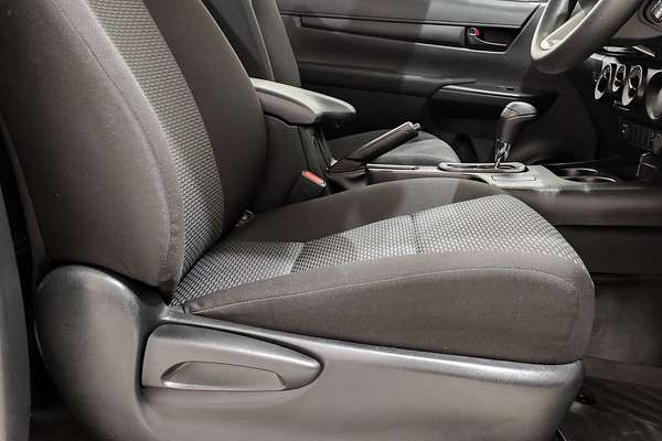 2025 Toyota Hilux Workmate TGN121R Rear Wheel Drive