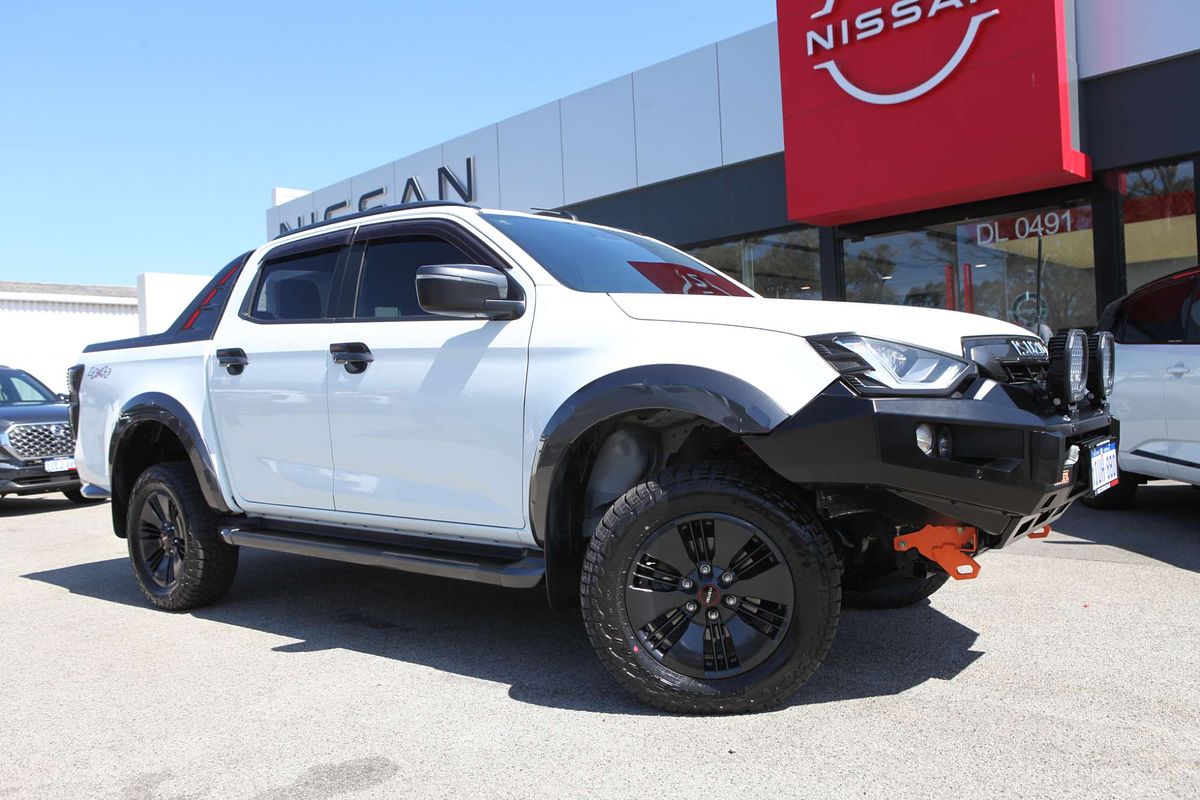 2022 Isuzu D-MAX X-TERRAIN 4X4
