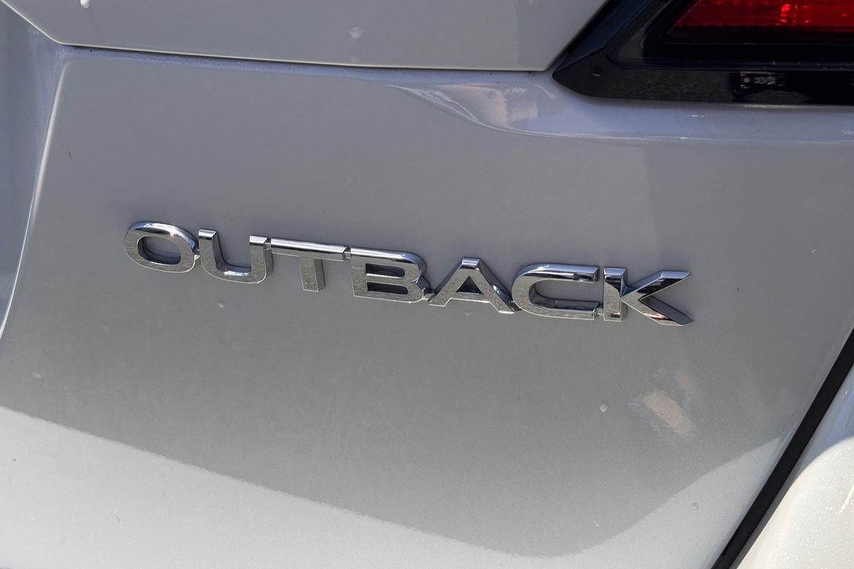 2025 Subaru Outback AWD Touring 6GEN