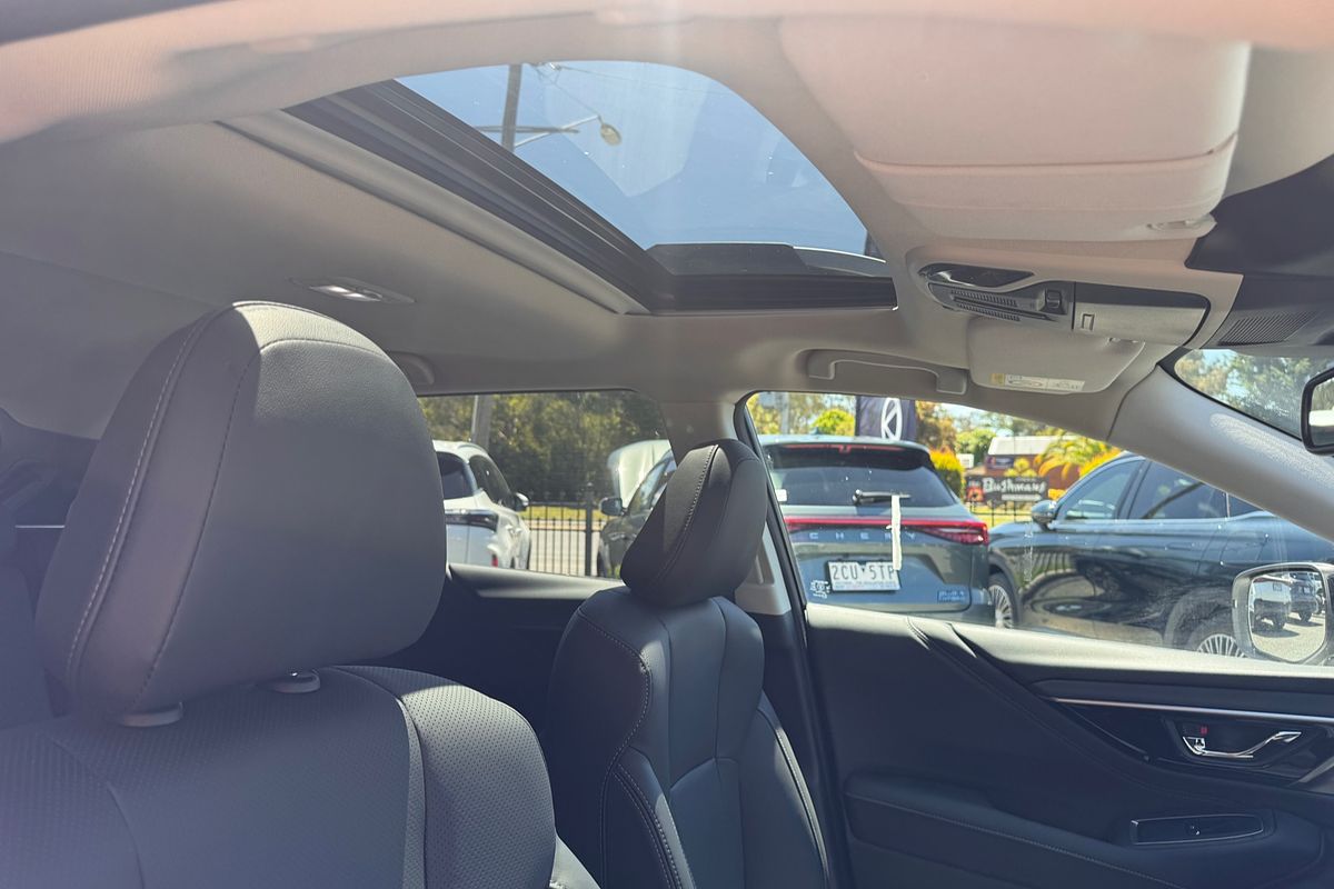 2025 Subaru Outback AWD Touring 6GEN