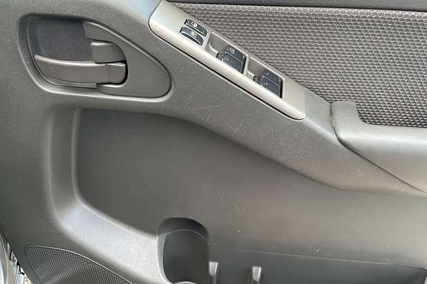2010 Nissan Navara ST D40 4X4