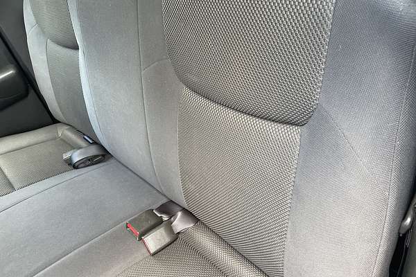 2010 Nissan Navara ST D40 4X4