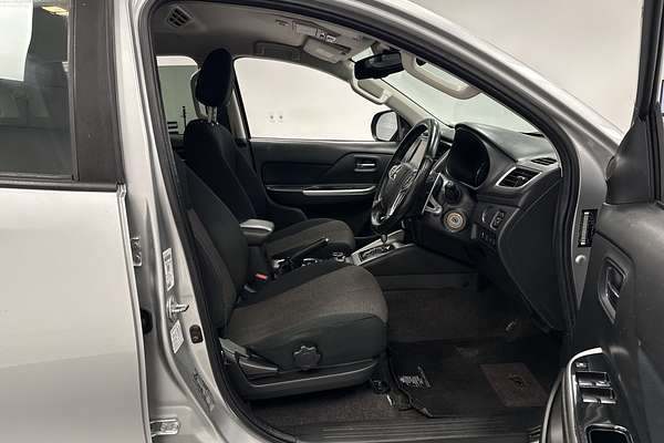 2019 Mitsubishi Triton GLS MR 4X4