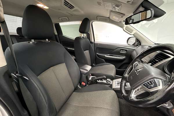 2019 Mitsubishi Triton GLS MR 4X4