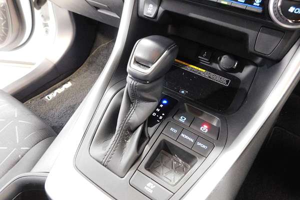 2020 Toyota RAV4 GXL AXAH54R