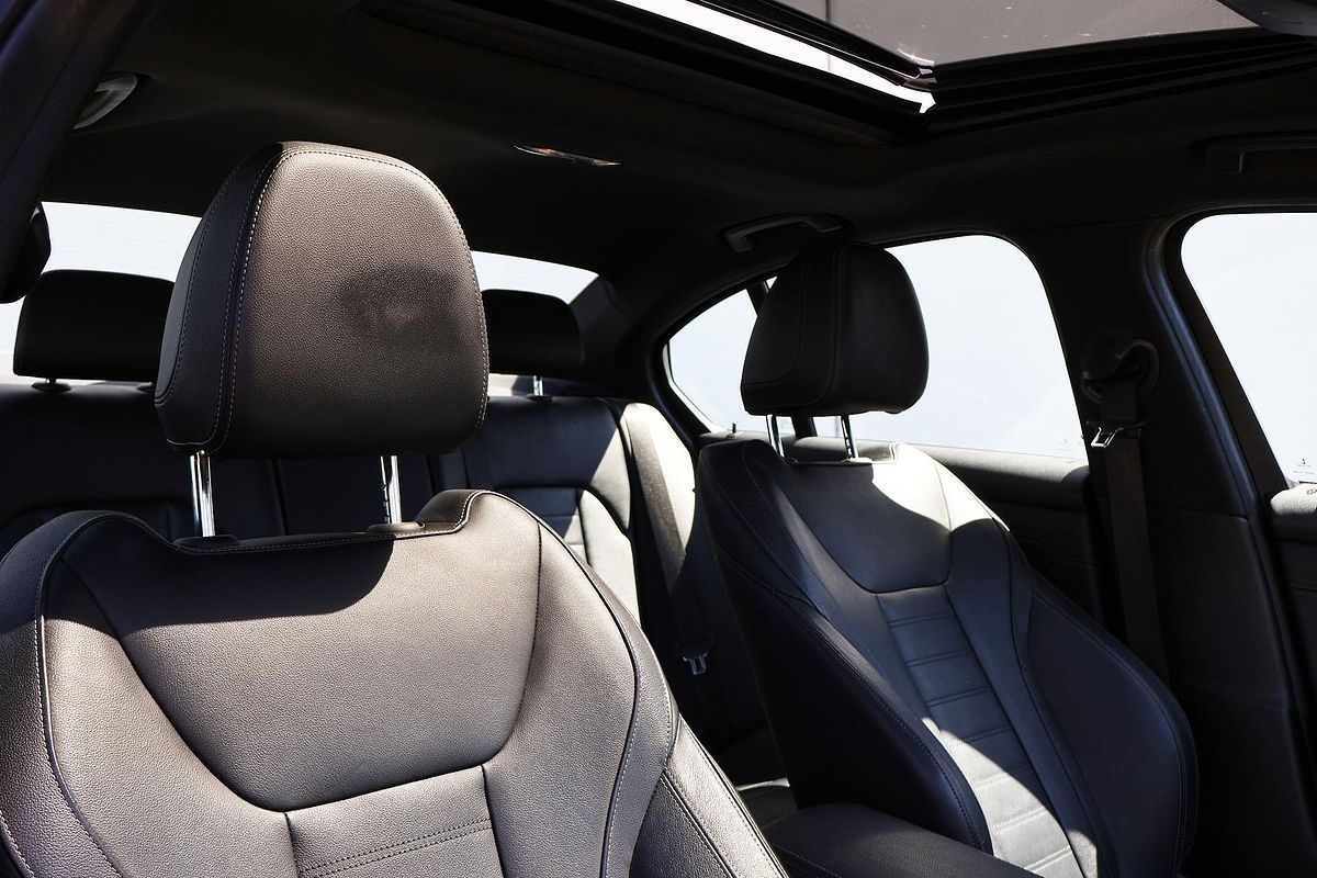 2022 BMW 3 Series 330i M Sport G20