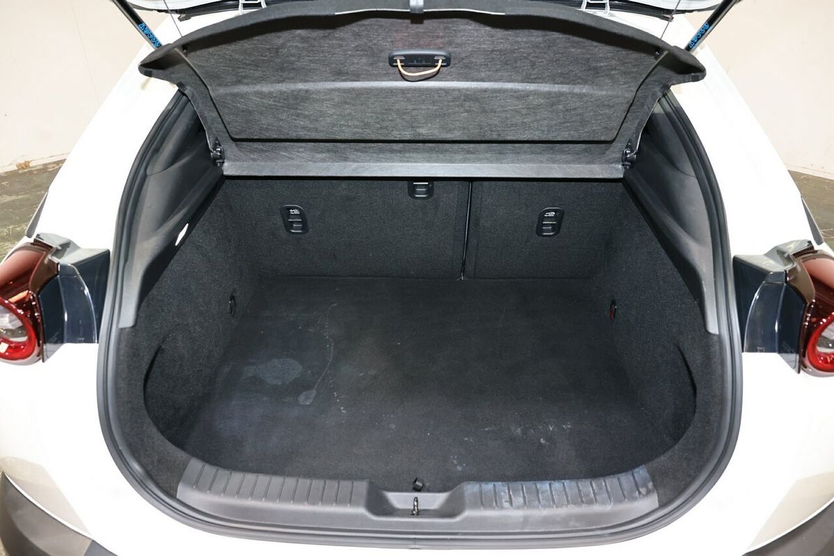 2022 Mazda MX-30 G20e Evolve DR Series