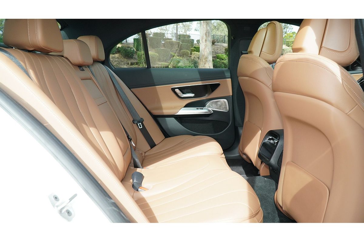 2025 Mercedes-Benz E-Class E200 W214