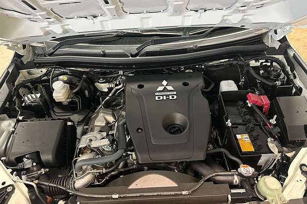 2024 Mitsubishi Triton GLX MR 4X4