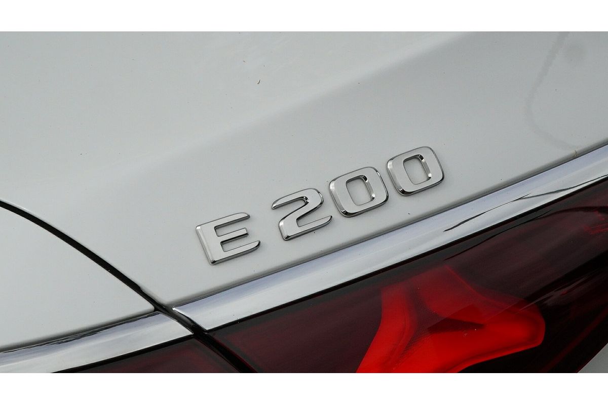 2025 Mercedes-Benz E-Class E200 W214