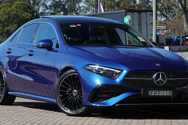 2025 Mercedes-Benz A-Class A250 V177